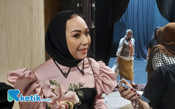 Foto Gita Orlin optimis industri fashion akan semakin berkembang. (Foto: Husni Habib/Ketik.co.id)