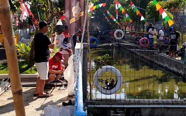 Foto Suasana lomba memancing yang digelar warga RW 11 Kelurahan Karah. (Foto: dok. Warga)