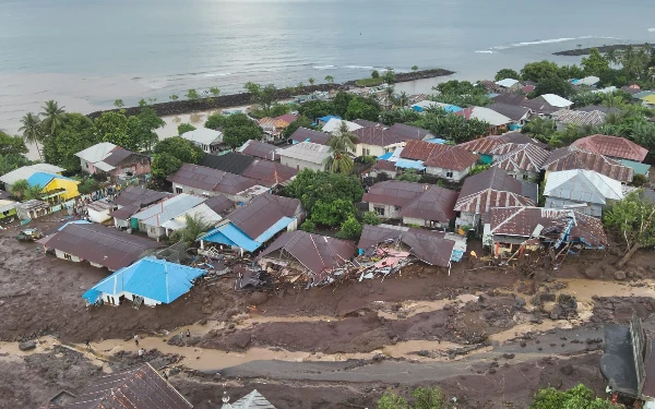 Foto Kondisi Kota Ternate yang terkena bencana banjir bandang. (Foto: dok.BNPB)