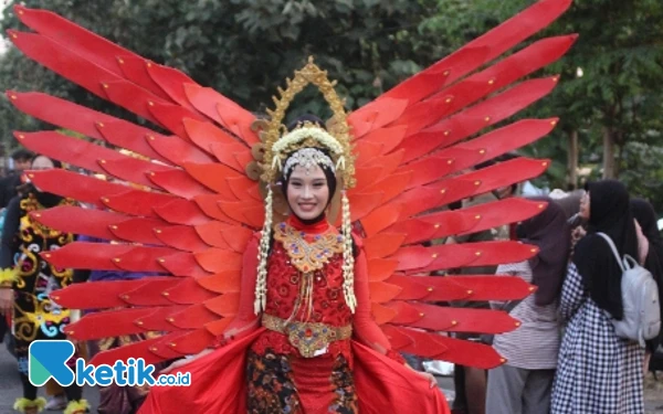 Foto Tim Karnaval SMA Negeri 1 Barat Magetan (Foto: SMAN 1 Barat Magetan for Ketik.co.id)