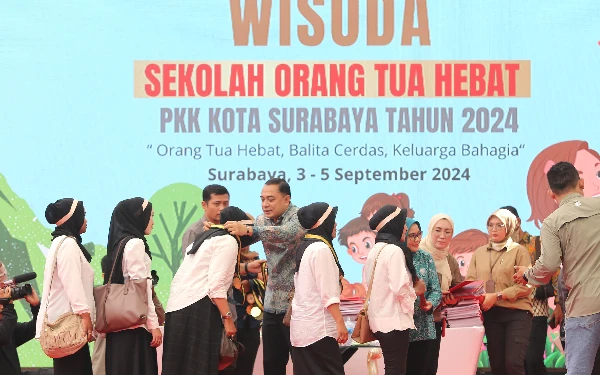 Thumbnail Berita - 12.440 Peserta SOTH Diwisuda, Eri Cahyadi Singgung Peran Orang Tua dalam Kesuksesan Anak