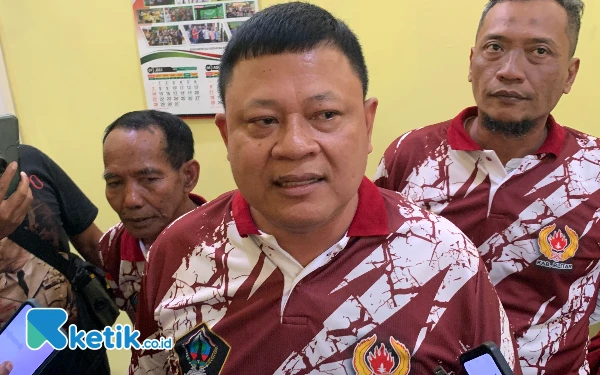 Foto Tonny Andreas, Ketua KONI Kabupaten Blitar, Kamis (5/9/2024). (Foto: Favan/ketik.co.id)