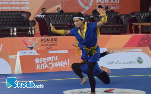 Foto Aksi Muaythai nomor Muairobik Jatim di PON XXI 2024 Aceh-Sumut. (Foto: Khaesar/Ketik.co.id)