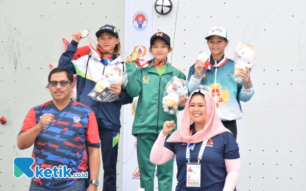 Foto Perolehan medali emas dari Alma membuat perolehan medali emas untuk Jatim bertambah, Minggu, 8 September 2024. (Foto: Khaesar/Ketik.co.id)