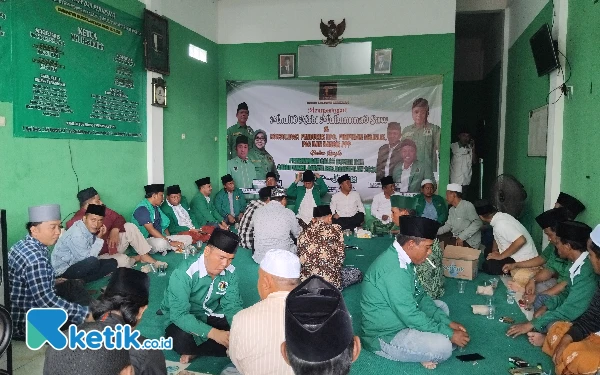 Foto Jayus Salam Bacawabup Bangkalan hadiri Maulid Nabi dikantor PPP Bangkalan. (09/09/2024) (Foto,Ismail Hs/Ketik.co.id)