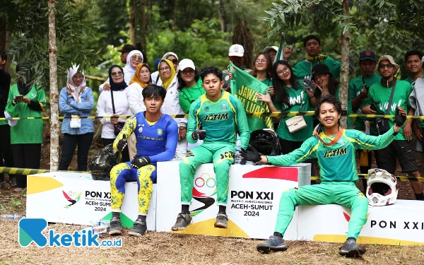 Foto Tim balap sepeda MTB Jatim sukses meraih 4 medali emas, Senin, 9 September 2024. (Foto: Khaesar/Ketik.co.id)