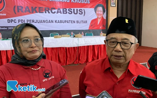 Foto Erma dan Rijanto saat memberikan keterangan pada awak media, Kamis (12/9/2024). (Foto: Favan/ketik.co.id)