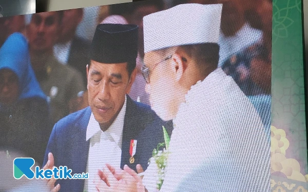 Foto Presiden Joko Widodo saat hadir sebagai saksi untuk pihak Yusuf Mannagalli. (Foto: Husni Habib/Ketik.co.id)