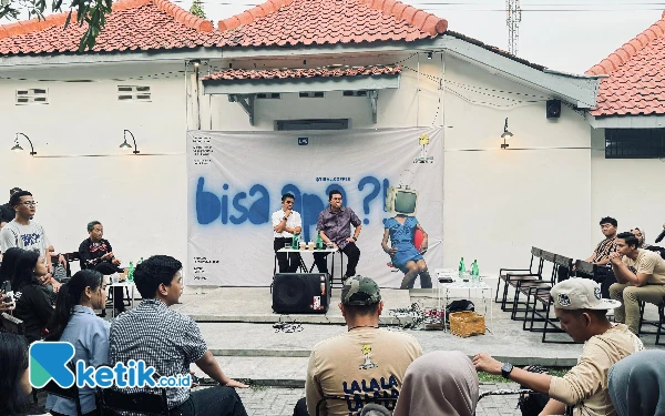 Thumbnail Bambang Rianto-Bayu Setyo Kuncoro Hadiri Talkshow "Bincang Santai Bareng Paslon" HIPMI Kota Blitar