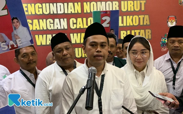 Thumbnail Berita - Syauqul Muhibbin-Elim Tyu Samba Resmi Dapat Nomor Urut 2 di Pilkada Kota Blitar 2024