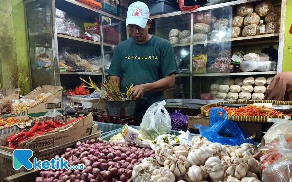 Thumbnail Jelang Pilkada 2024, Diskopindag Kota Malang Pastikan Ketersediaan Sembako di Pasar