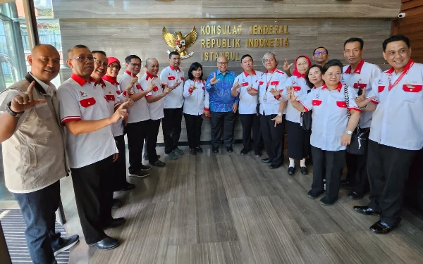 Foto Foto bersama LAFKI dan KJRI Turki. (Foto: dok. Hisnindarsyah)