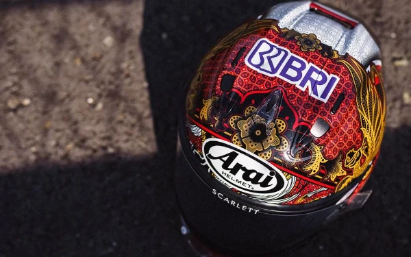 Foto Helm spesial Mario Aji di GP Indonesia 2024. (Foto: IG Mario Aji)