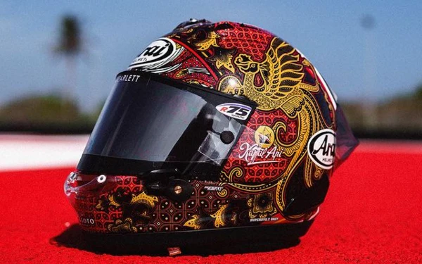 Foto Helm spesial Mario Aji di GP Indonesia 2024. (Foto: IG Mario Aji)