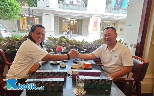 Thumbnail HRM Khalilur R Abdullah Sahlawiy Siap Jadi Distributor Rokok Dari Negara Vietnam