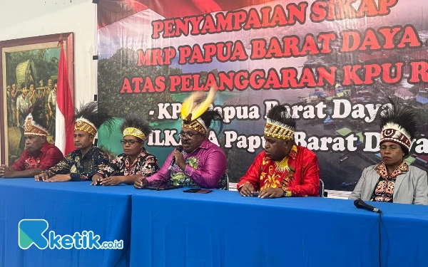 Thumbnail Diduga Langgar Kode Etik, MRP Papua Barat Daya Laporkan KPU RI dan KPU PBD ke Bawaslu dan DKPP