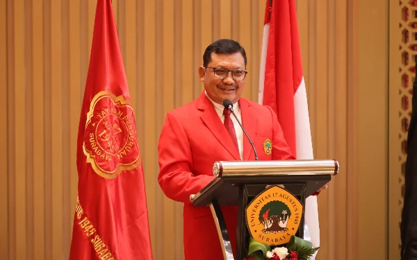 Thumbnail Berita - Top, Rektor Untag Surabaya Raih Academic Leader 2024