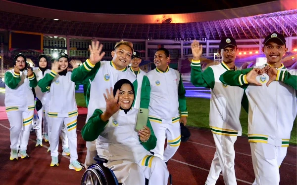 Foto Pembukaan Pekan Paralimpiade Nasional (PEPARNAS) XVII Solo 2024, Minggu (6/10/2004) malam. (Foto: Dok. Kemenpora)