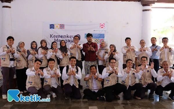 Foto Kemenkeu Mengajar 9 di SMAN 1 Besuki. (Foto: Dok. Ketik.co.id)