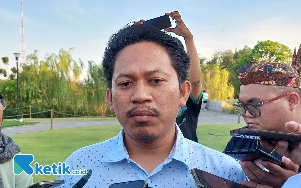 Thumbnail Bawaslu Surabaya Imbau Pemilih Pemula Hindari Politik Uang dan Hoaks