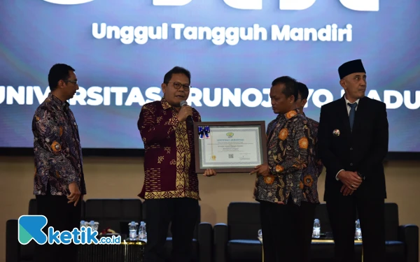 Thumbnail Universitas Trunojoyo Madura Raih Akreditasi Unggul dari BAN -PT