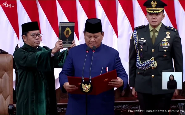 Thumbnail Prabowo-Gibran Resmi Dilantik sebagai Presiden dan Wakil Presiden Republik Indonesia 2024-2029