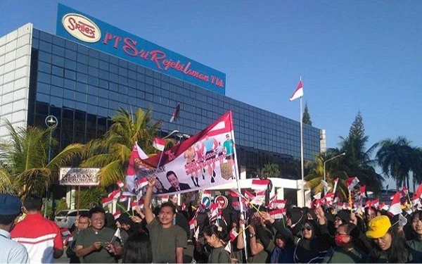 Foto Karyawan PT Sritex saat mengikuti jalan sehat. (Foto: Sritex)