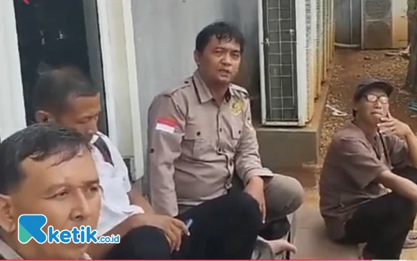 Foto Puluhan Wartawan Kecewa Kinerja KPU Pemalang, Kamis, 31 Oktober 2024 (Foto: Screenshot YouTube Suara Negeri)