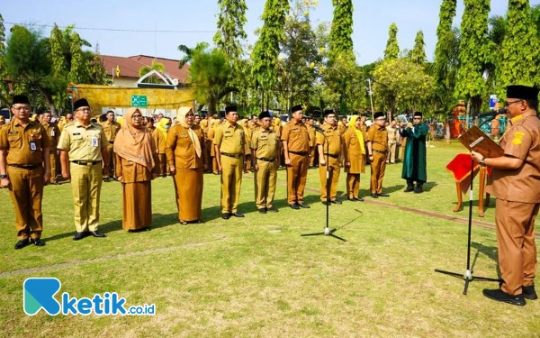 Foto Wali Kota Cilegon melantik pejabat eselon dua