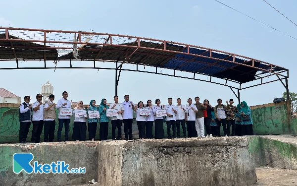 Foto Pj Wali Kota Malang menggandeng CSR untuk rehab TPS. (Foto: Lutfia/Ketik.co.id)