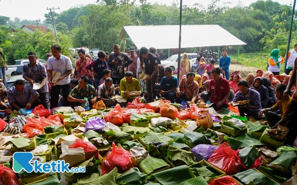 Thumbnail Berita - Selesai Dibangun, Jalan Baru Bringin-Boan di Ngawi Jadi Solusi Perekonomian Warga