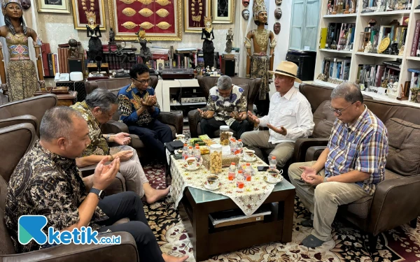 Foto Para petinggi HKTI Fadli Zon dan HKTI Moeldoko doa bersama untuk mendukung program swasembada pangan. (Foto: Dok. Ketik.co.id)