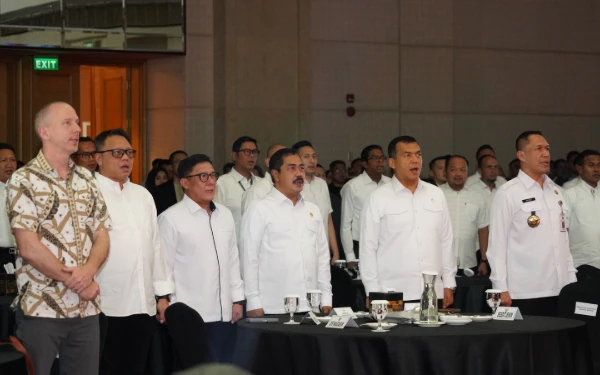 Foto Menteri Imigrasi dan Pemasyarakatan Agus Andrianto hadir langsung dalam ajang Jagratara Award 2024, Senin, 25 November 2024. (Foto: Humas Imigrasi Surabaya)