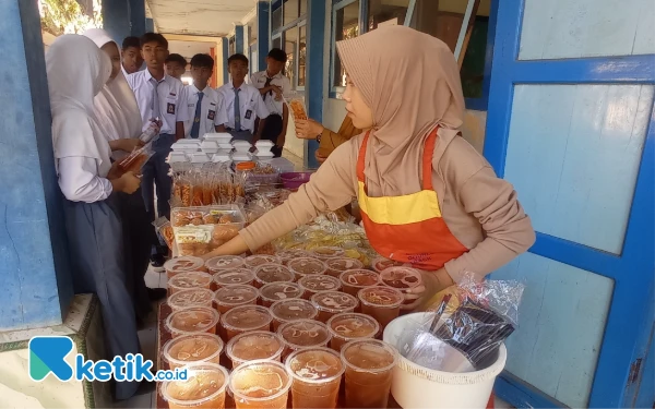 Foto Suasana DT Mart  86 di SMAN 1 Asembagus (Foto:  dok. SMAN 1 Asembagus for Ketik.co.id)