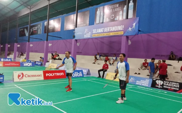 Foto Pasangan Ganda Putra ketik.co.id Sumarno/Irwan saat berlaga di perempat final KBAM 2024. (Foto:Suyono/ketik.co.id)