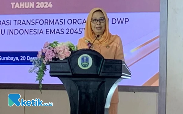 Thumbnail Berita - Tekan Angka Putus Sekolah, DWP Bapenda Jatim Beri Bantuan Pendidikan 200 Anak