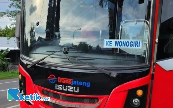 Thumbnail Berita - OTK Serang Bus Trans Jateng Solo-Wonogiri, Sopir Terluka