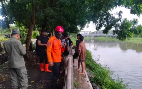 Thumbnail Berita - Anak 15 Tahun Tenggelam di Waduk Kedurus Surabaya