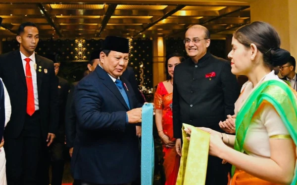 Foto Presiden Republik Indonesia, Prabowo Subianto, tiba di New Delhi, Republik India, pada Kamis malam, 23 Januari 2025. (Foto: BPMI Setpres/Laily Rachev)