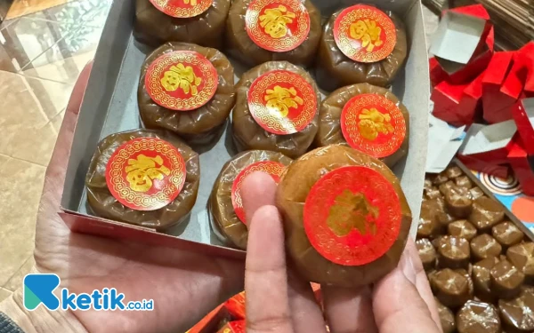 Foto Manisnya kue keranjang ciri khas perayaan Imlek. (Foto: Shinta Miranda/Ketik.co.id)