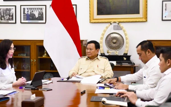 Foto Presiden Prabowo Subianto menerima Menteri Pariwisata Widiyanti Putri di Istana Merdeka, Jakarta, 5 Februari 2025. (Foto: BPMI Setpres/Cahyo)