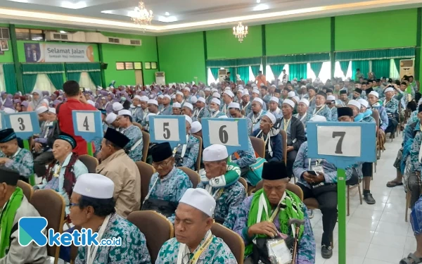 Thumbnail Berita - 3 Kloter CJH Tiba di Asrama Haji, Didominasi Lansia