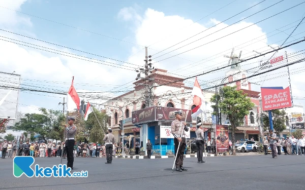 Detik-detik Proklamasi di Kepanjen, Polres Malang Ajak Pengguna Jalan Berhenti Sejenak