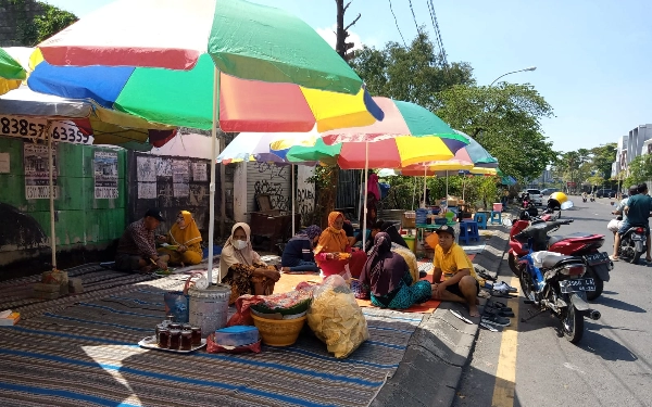 Thumbnail Berita - Semanggi Suroboyo dan  Lontong Balap Wonokromo, Kuliner Legenda Metropolis