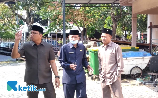 Dikunjungi  Bupati Gus Muhdlor, Rumah Dinas Pimpinan DPRD Sidoarjo Ditempati Barang-Barang Bekas