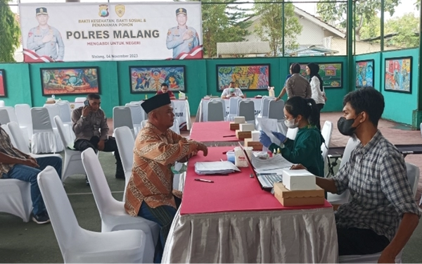 Thumbnail Layanan Pemeriksaan Kesehatan Gratis Polres Malang Diserbu Masyarakat