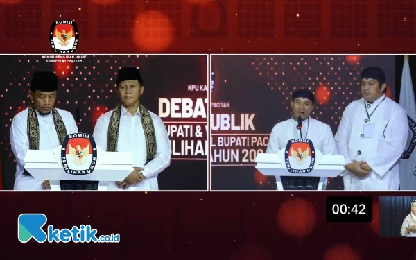 Thumbnail Berita - Ronny Berkali-kali Sepakat dengan Aji, Debat Pilkada Pacitan Rasanya Hambar