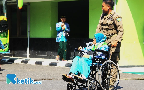 Thumbnail Berita - Ramai Kabar Rekrutmen 1,2 Juta PPPK-CPNS, DPRD Sidoarjo Dorong Pemkab Perjuangkan Nasib Tenaga Honorer