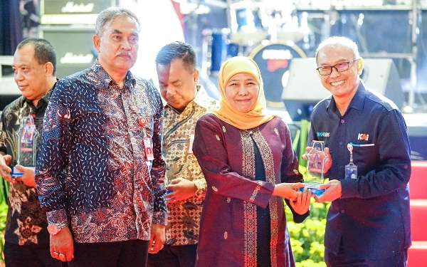 KAI Daop 8 Surabaya Raih Penghargaan di Ajang Jatim Fest 2023