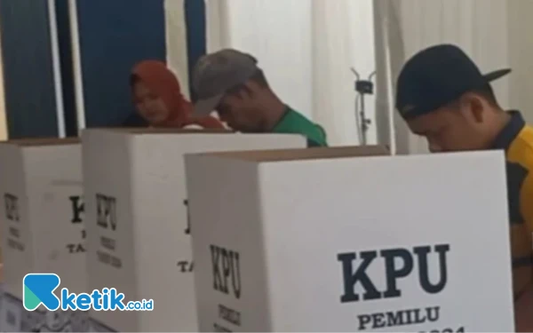 Thumbnail Berita - Gara-Gara Suami Istri Nyoblos Dua Kali, KPU Pemalang Gelar Pemungutan Suara Ulang di Pagenteran Pulosari